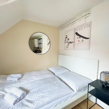 Contactless Self-check-in - Stayhere Studio 18 Apartment