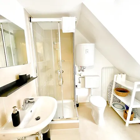 Apartment Contactless Self-check-in - Stayhere Studio 18 *